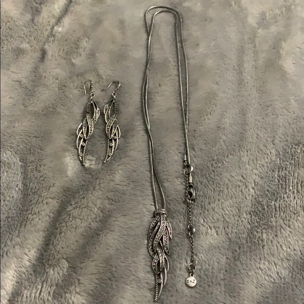 RETIRED Chloe + Isabel necklace and earrings
